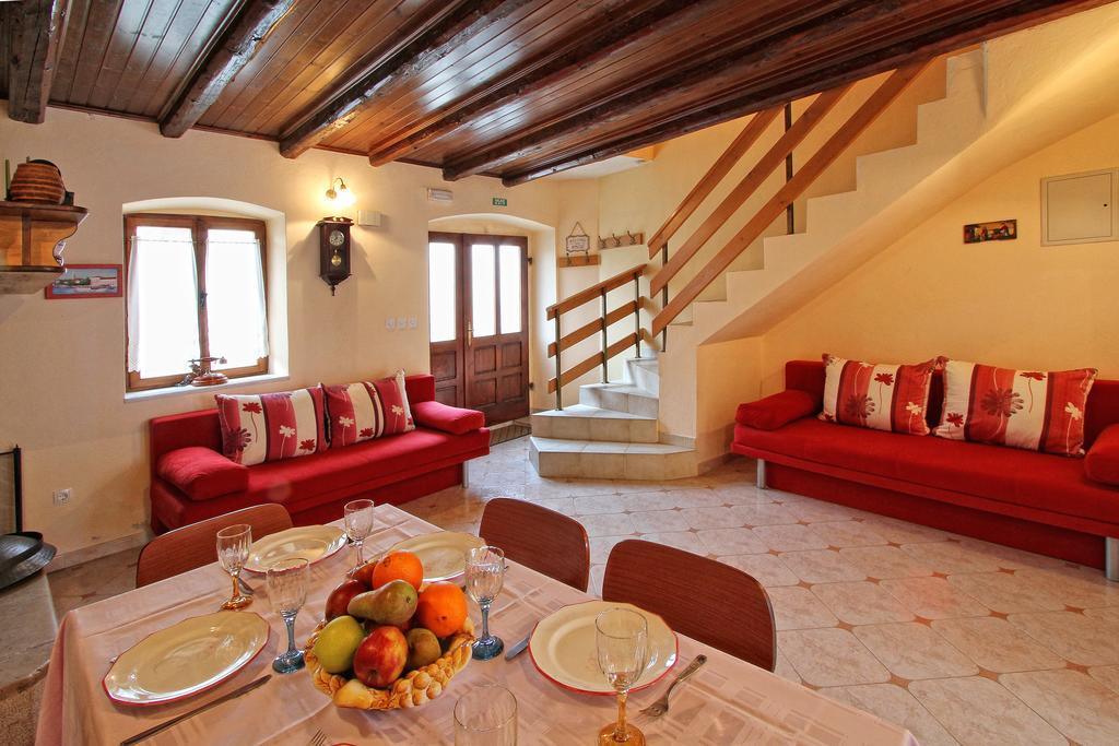 Holiday Home Marko Funtana Zewnętrze zdjęcie